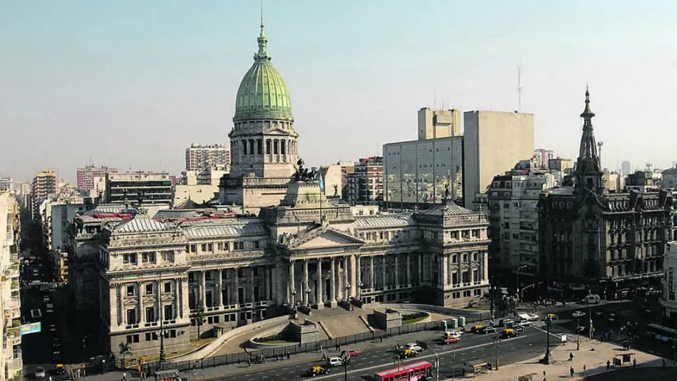 PARA DEBATIR. La reforma se tratará en el Congreso. ARCHIVO