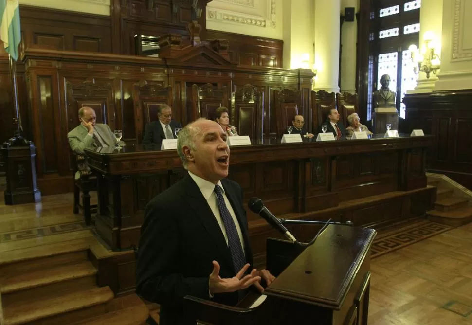 EL FUTURO. Lorenzetti pidió a los jueces atender las problemáticas de la gente con celeridad, y prestar atención a los problemas mediambientales. dyn