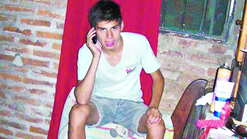 DESENLACE FATAL. Iván recibió una paliza feroz antes de ser arrojado por el balcón. FOTO TOMADA DE CLARIN.COM