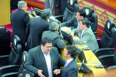 Alperovich, feliz por el apoyo de la Cámara