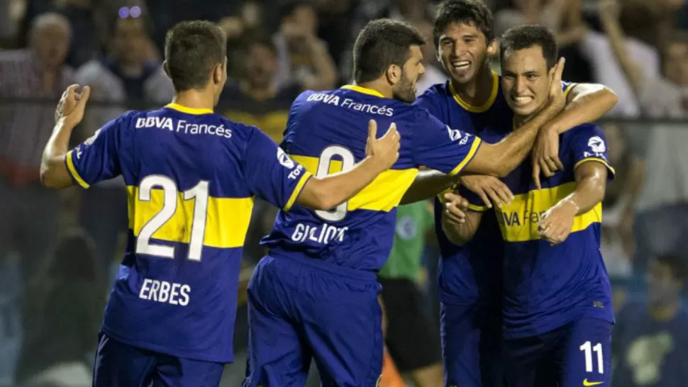 FESTEJO XENEIZE. Con gol de Giglioti, a los 37 minutos del primer tiempo, Boca le gana a Argetinos Juniors en La Bombonera. FOTO TOMADA DE INFOBAE.COM