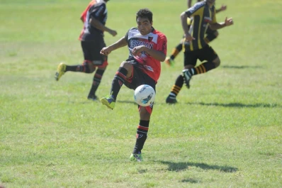 Nada por acá, nada por allá