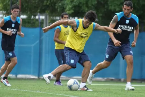 Racing volvió a los entrenamientos en medio de la crisis