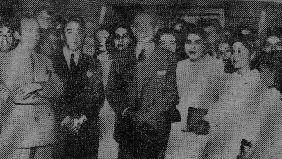 En 1945, la Escuela Nacional Industrial de Cerámica presentó sus trabajos en nuestra provincia.
