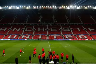 Olympiacos intentará la hazaña en Old Trafford