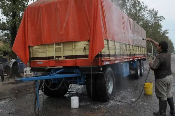 Bares, comercios y lavaderos pagarán más por los excesos en el uso del agua