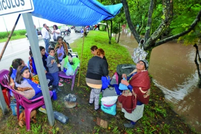 Los evacuados de Santa Ana volvieron a sus casas