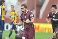 Lanús venció a Central y se metió en la pelea