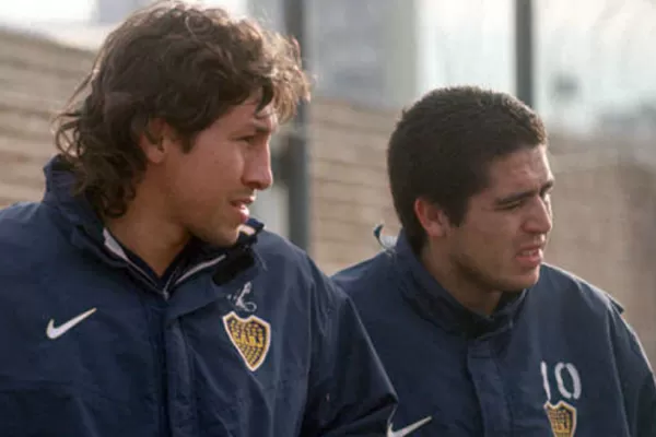 Bermúdez: Riquelme es el único con capacidad para ponerse la camiseta de Boca