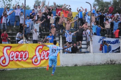 Almirante Brown, Bella Vista y Famaillá palpitan el ascenso