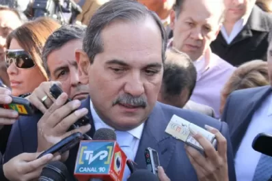 El paro es innecesario; hay que cuidar el empleo, dijo Alperovich