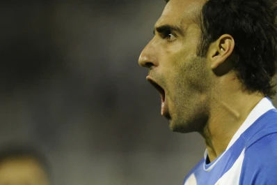 Vélez le ganó a Universitario y se consolidó como uno de los mejores