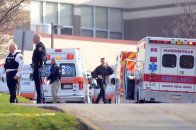 Un hombre armado hirió a 20 estudiantes en Estados Unidos