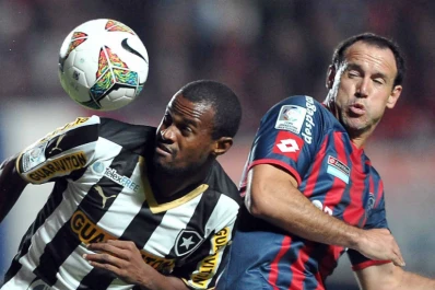 San Lorenzo le ganó a Botafogo 3-0 y avanza en la Copa