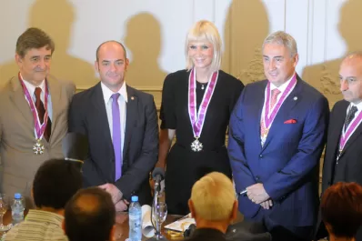 Lonac integra una academia de derecho internacional