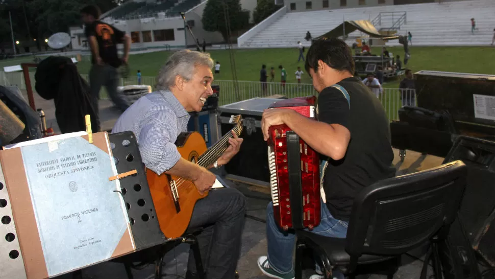 Ultiman detalles para la puesta en escena del Concierto del Centenario