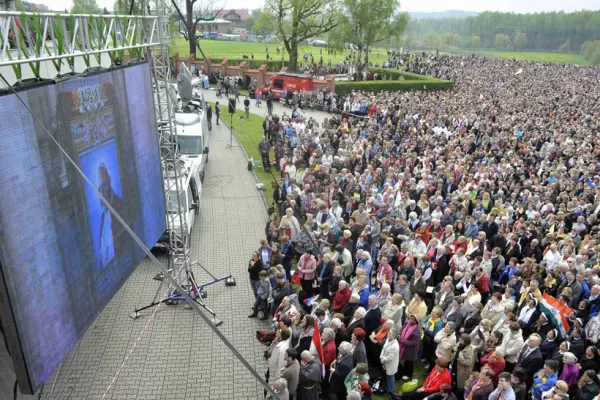 Unos 2.000 millones de personas vieron la canonización