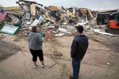 Al menos 29 muertos dejaron los tornados que azotaron Estados Unidos