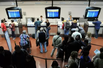 Desde mañana, será más caro viajar en avión desde Tucumán a Buenos Aires