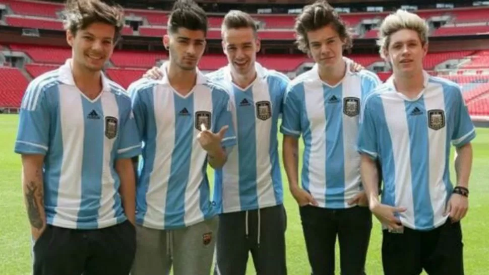 FUROR.  La banda brindará dos conciertos el sábado y domingo en el estadio de Vélez Sarsfield. FOTO PRENSA ONE DIRECTION