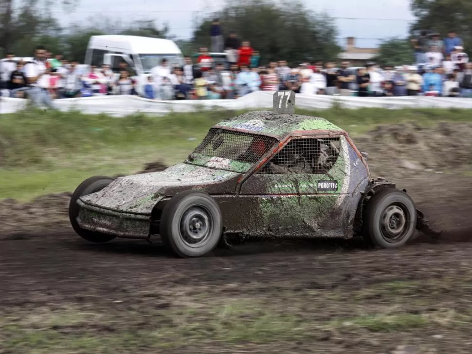 SE SACÓ LAS GANAS. “Juanjo” Gil De Marchi se decidió a volver a acelerar una máquina de la categoría con la que empezó su camino en el automovilismo. 