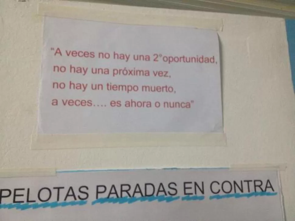 ARENGA. Juan Rodríguez Rey, médico de Atlético, publicó la foto en Twitter. 