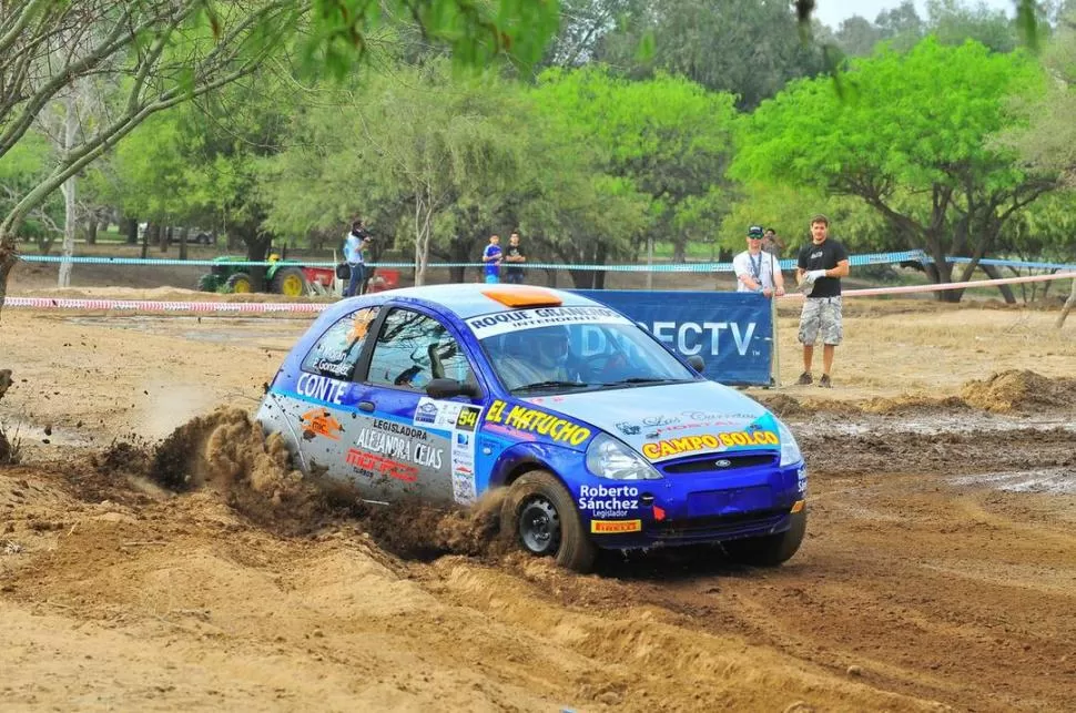 ESTÁ PARADO. El Ford Ka del concepcionense Pablo Morán es un ejemplo de la actual situación de la categoría: está listo para correr, pero por falta de presupuesto no puede participar del Campeonato Argentino de la especialidad. 