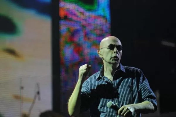 El Indio Solari pide por los test de SIDA