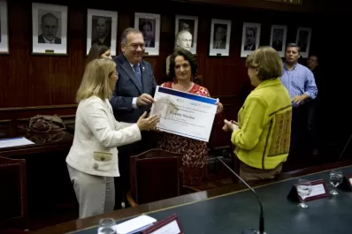 Entregaron premios a la divulgación científica