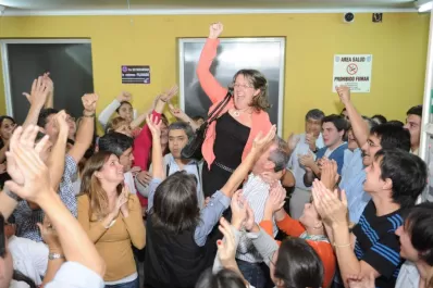 Zeman festejó, pero la Junta tiene la palabra final