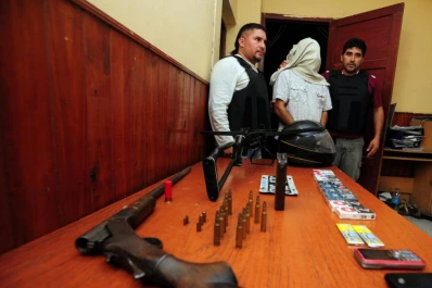 Cae uno de los integrantes de la banda que asaltó una estación de servicios