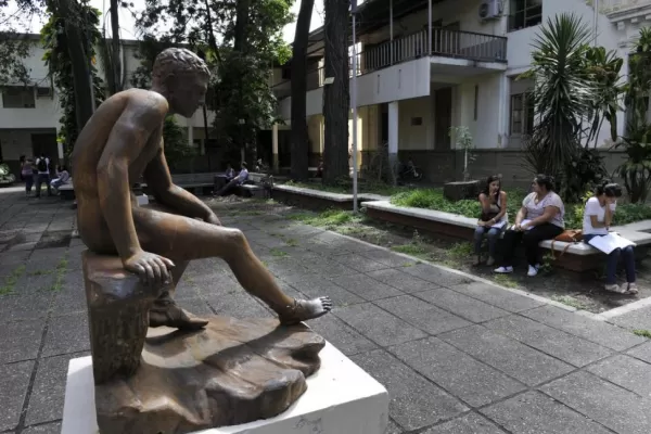 Piden más higiene  y un título intermedio