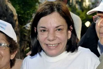 “Sé feliz y dejá de molestar”, le contestó la ex mujer a Capitanich