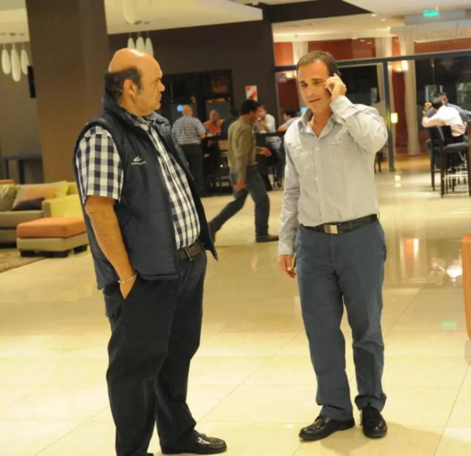 LA CABEZA. Jorge Garber y José Hugo Saab en las elecciones de 2013. ARCHIVO LA GACETA