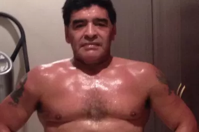 Maradona no deja de entrenar para mejorar su físico