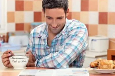 Hombres que no desayunan corren más riesgo de sufrir un ataque cardíaco