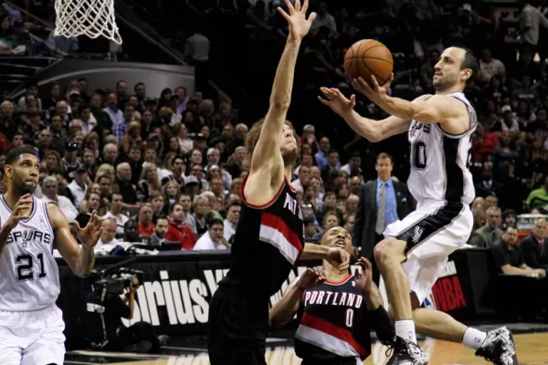 Ginóbili sumó 16 puntos en la victoria de Spurs ante Blazers