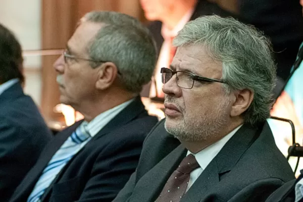 Imputan a Schiavi y a 22 empresarios por irregularidades en la entrega de subsidios y la SUBE