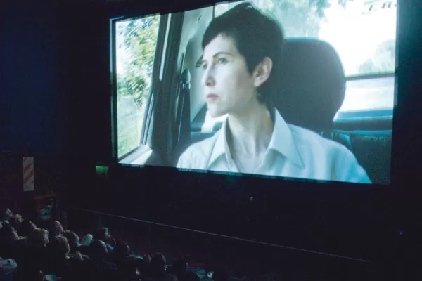 “Los dueños” suma funciones