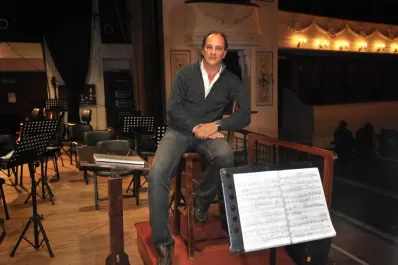 Gustavo Guersman dirige la Filarmónica de Mendoza