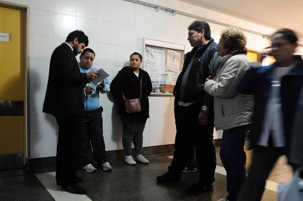 GRAVE. Los familiares de la víctima están afligidos por su estado de salud. la gaceta / foto de diego aráoz