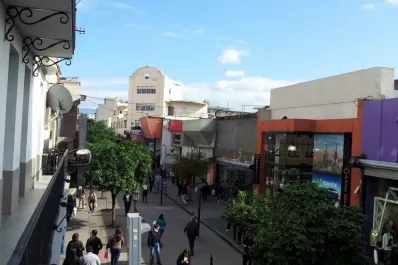 Y un mediodía volvió el sol a Tucumán