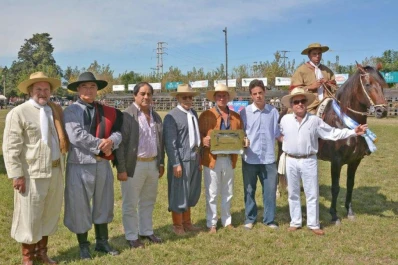 Tucumán arrasó en el torneo de Caballos Peruanos de Paso