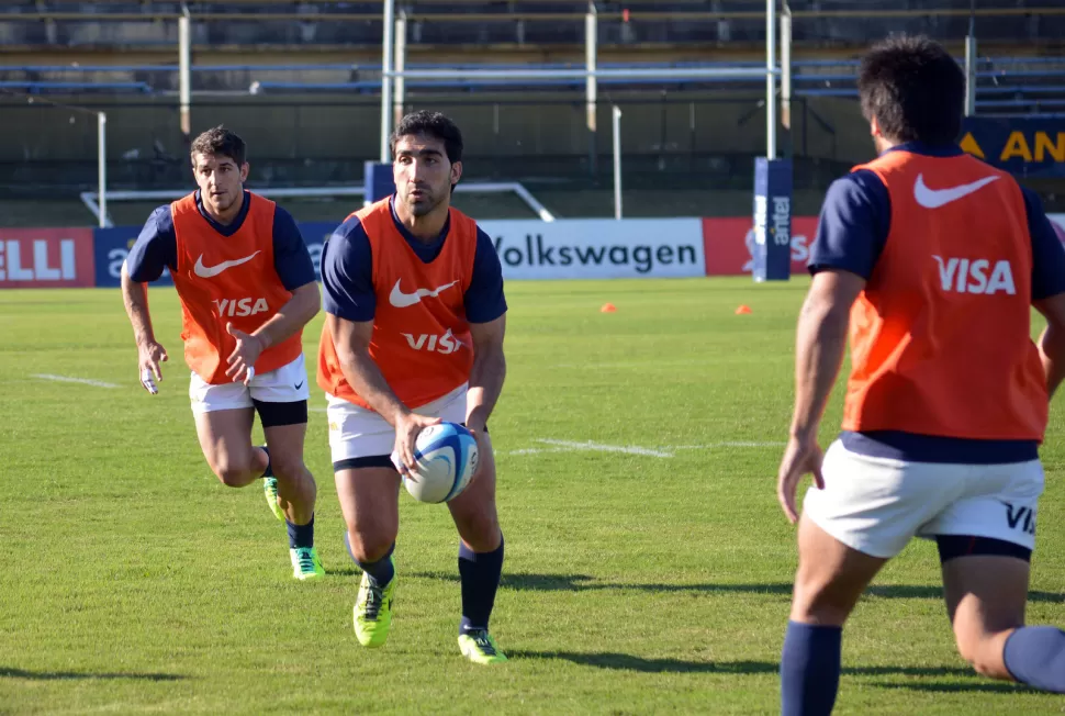 TUCUMANO EN ACCION. Gabriel Ascárate, que arrancará como titular, durante la última práctica realizada por Los Pumas. PRENSA UAR