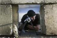 Ucrania arresta a un jefe de los separatistas, pero pierde Donetks