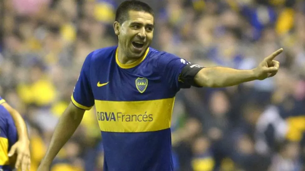 UN CAPITAN FELIZ. Juan Román Riquelme está contento al renovar su contrato por un año y medio más, hasta diciembre de 2015.