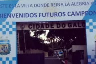 El cartel mufa con el que recibirán a la Selección en Brasil