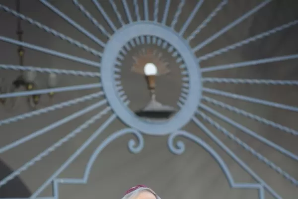 “Soñamos ser como pide el Papa, pero cuesta”