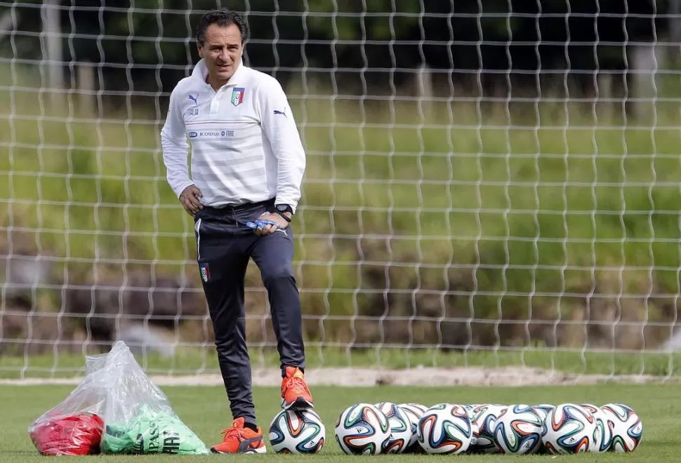 TODO UN FILÓSOFO. Cesare Prandelli, entrenador de la “azurra”, dejó en claro cuáles son las posibilidades de Italia. 