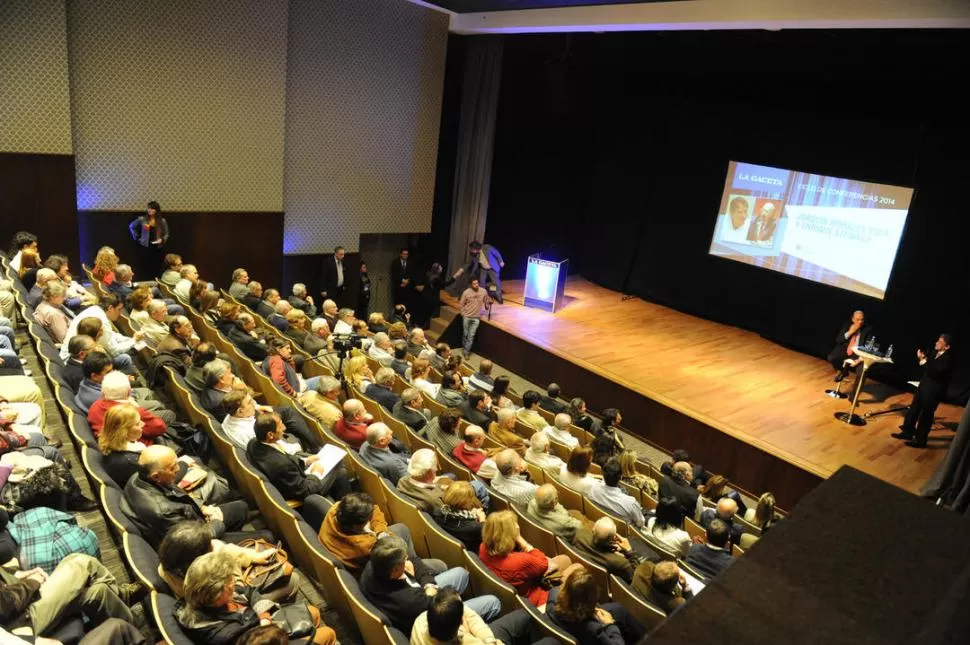 A SALA LLENA. Szewach y Morales Solá coincidieron en un discurso cauto: criticaron la coyuntura pero opinaron que “no hay oxígeno para una híper”. la gaceta / fotos de héctor peralta